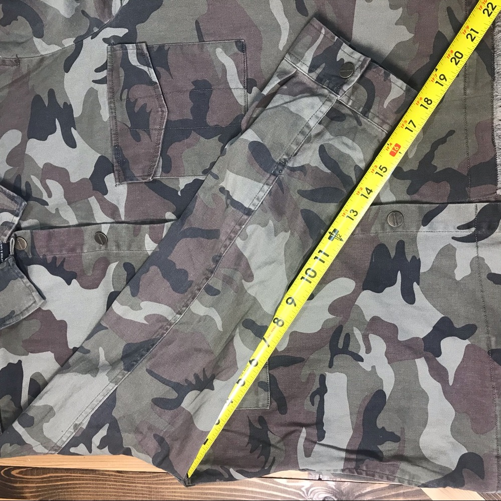 Sanctuary Camo Jacket Snap Button Jacket Large - image 8